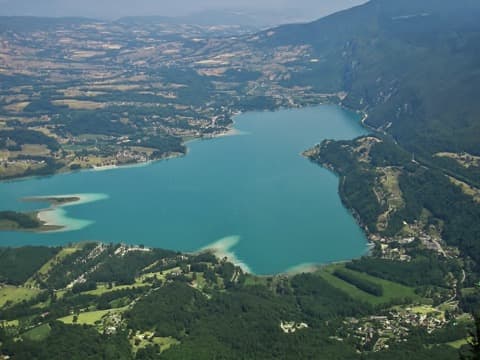 Élagueur Aiguebelette-le-Lac
