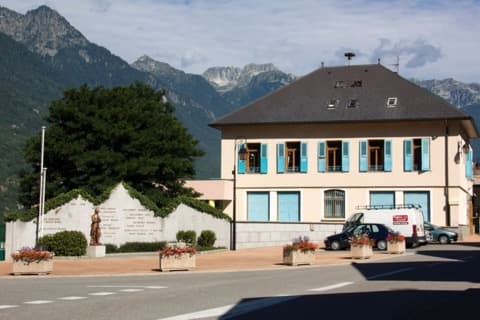 Élagueur Saint-Avre