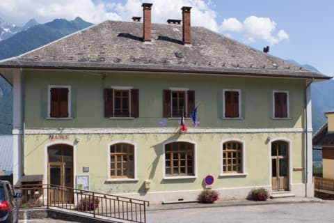 Élagueur Saint-Georges-d'Hurtières